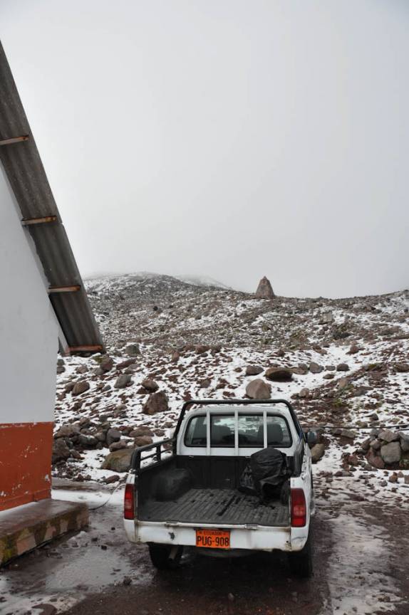 Partindo em direção ao refúgio mais alto, a 5.000 metros de altitude, no finalzinho da tarde, no Chimborazo -  Equador